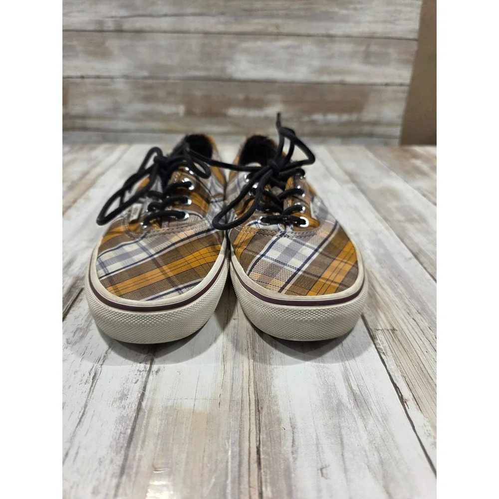 Vans there are