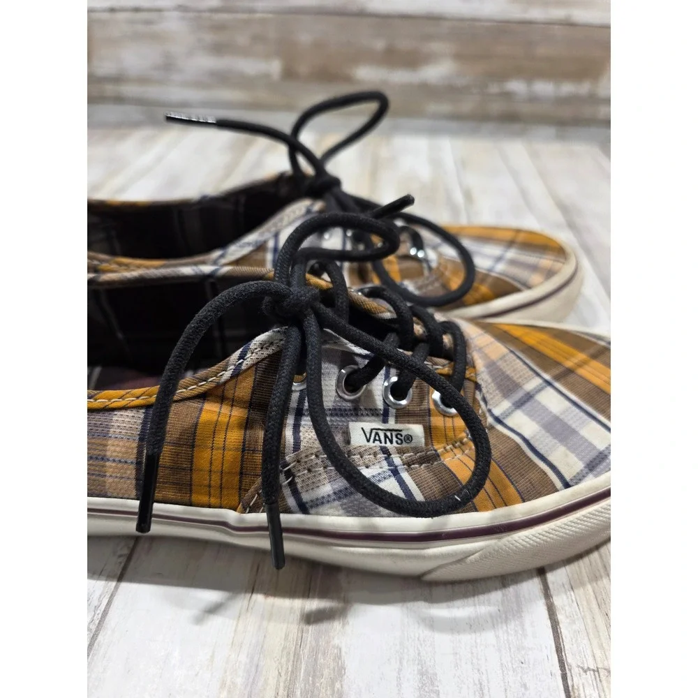 Vans there are