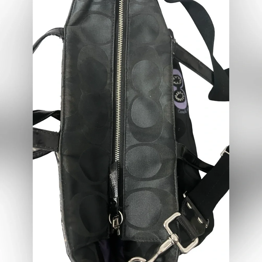 Coach interior straps pockets