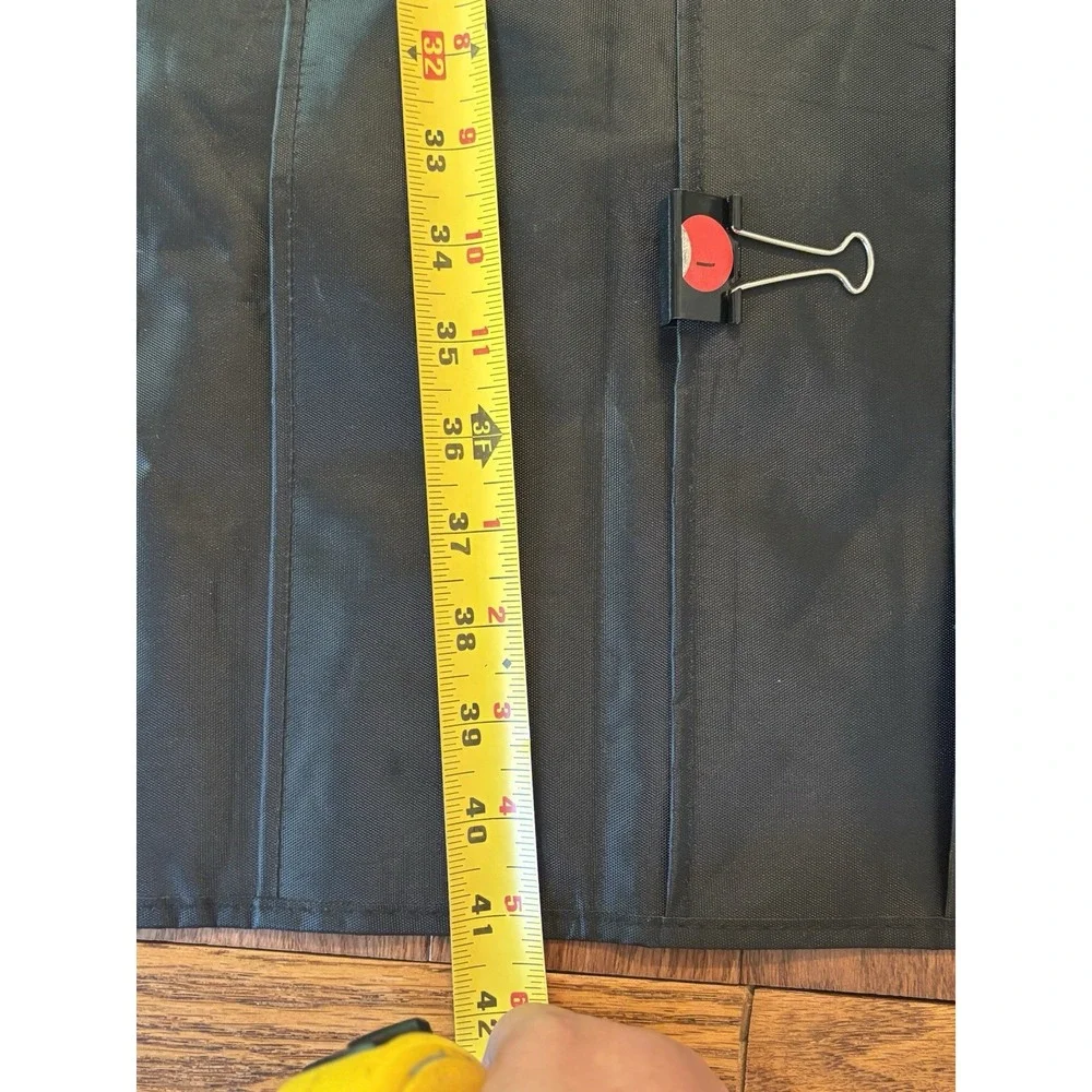 The Unbranded Brand folder size
