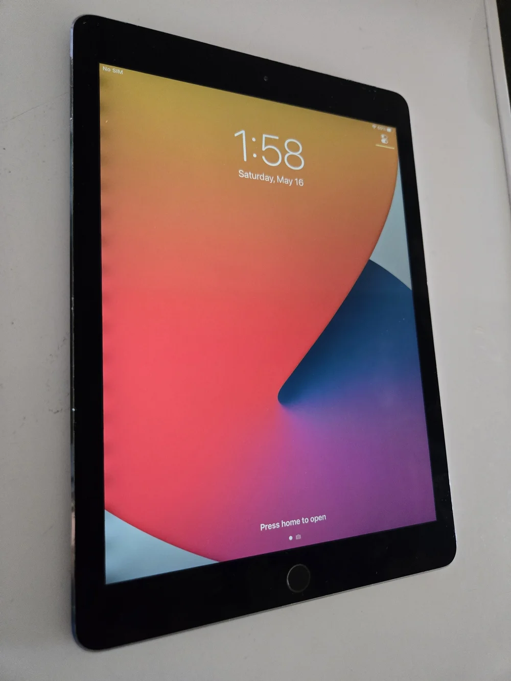 Apple tablet responsive