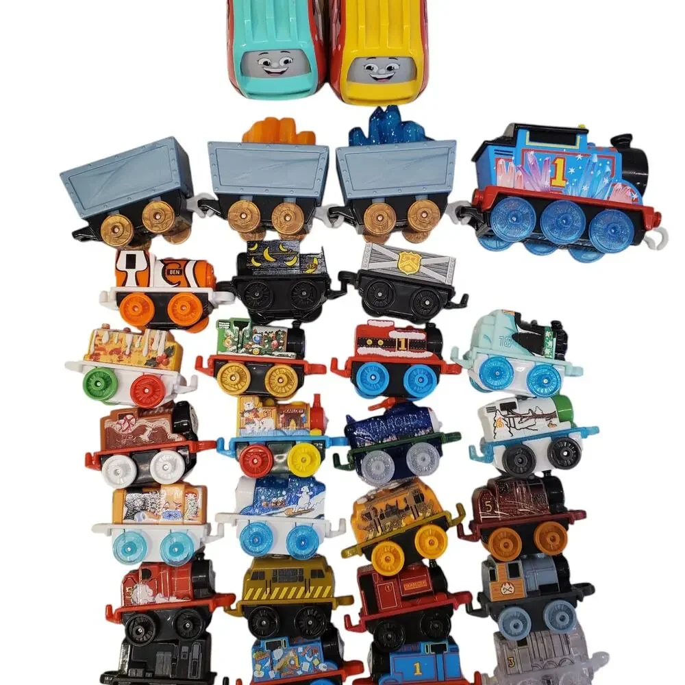 Thomas The Train MINIS Advent Winter Miniature Train Engines Crystal Cargo