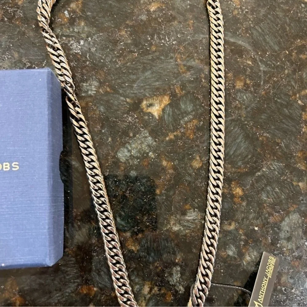 Anthony Jacobs absolute brand