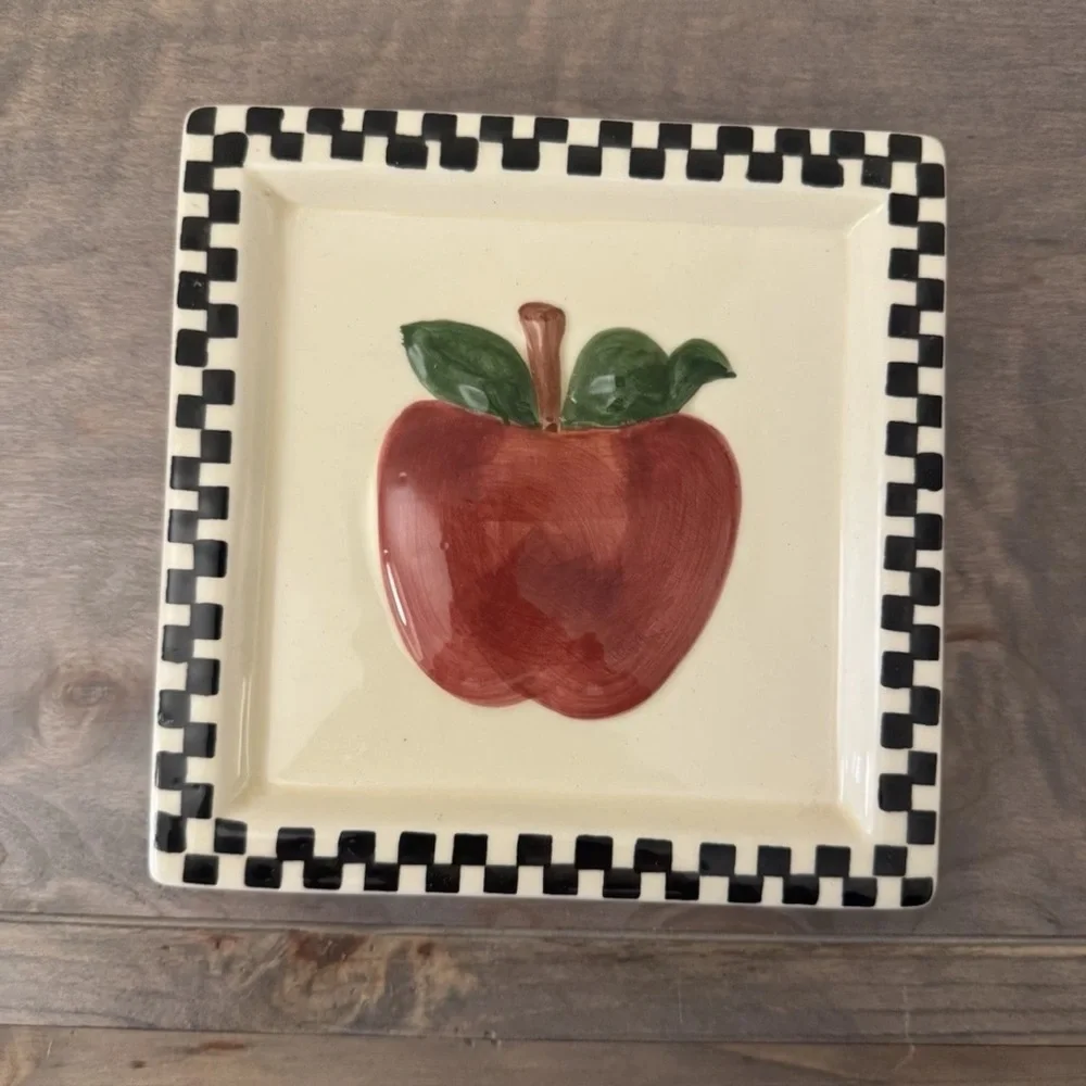 VTG Cottagecore‎ Painted Apple Sakura China Co Ceramic Square Trivet Checkered