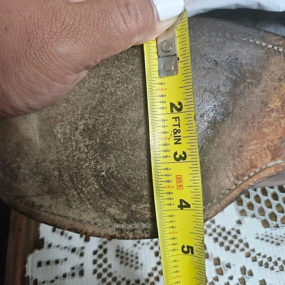 Allen Edmonds Byron