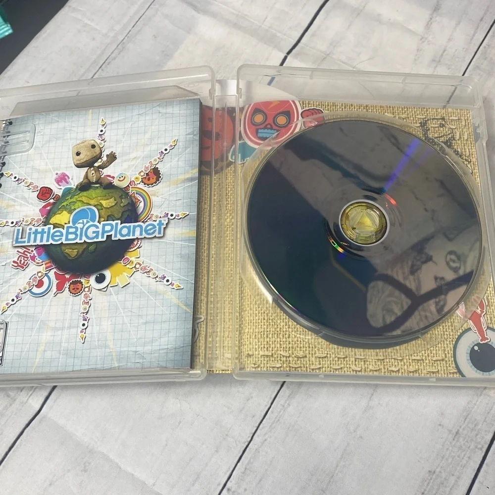 Sony includes littlebigplanet world
