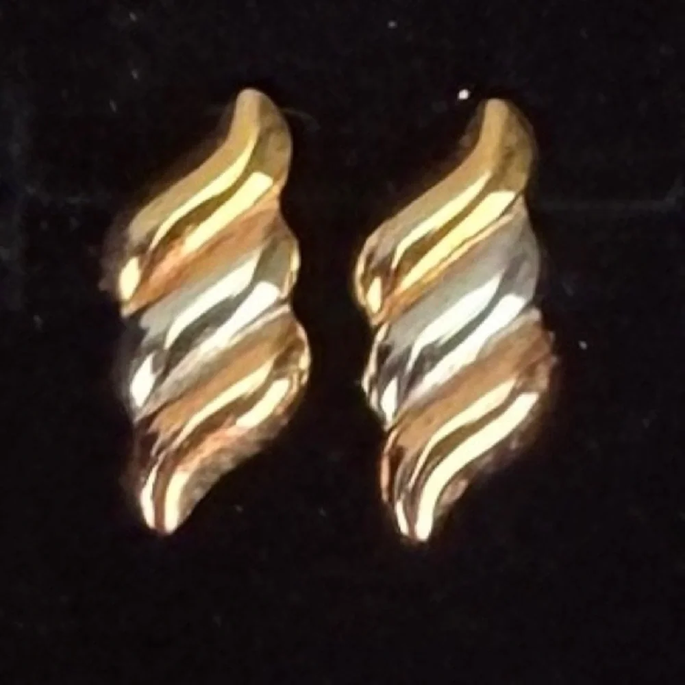 Goldtone and Silvertone vintage pierced post earrings