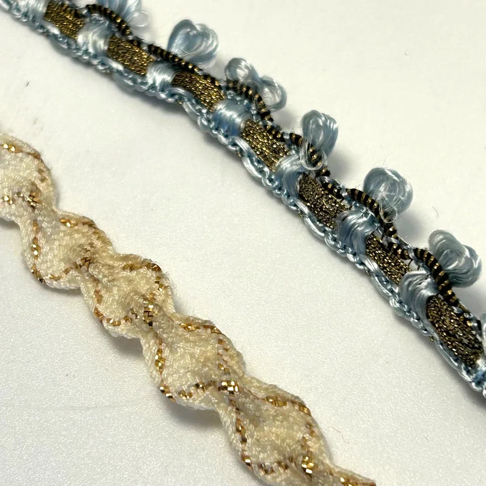 Unbranded vintage trim