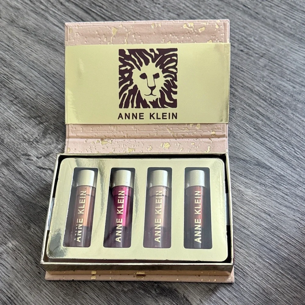 Anne Klein Lipstick Set - Vibrant Red,‎ Elegant Pink, Rich Purple