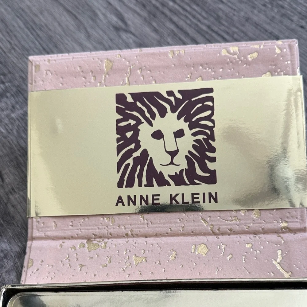 Anne Klein discover anne
