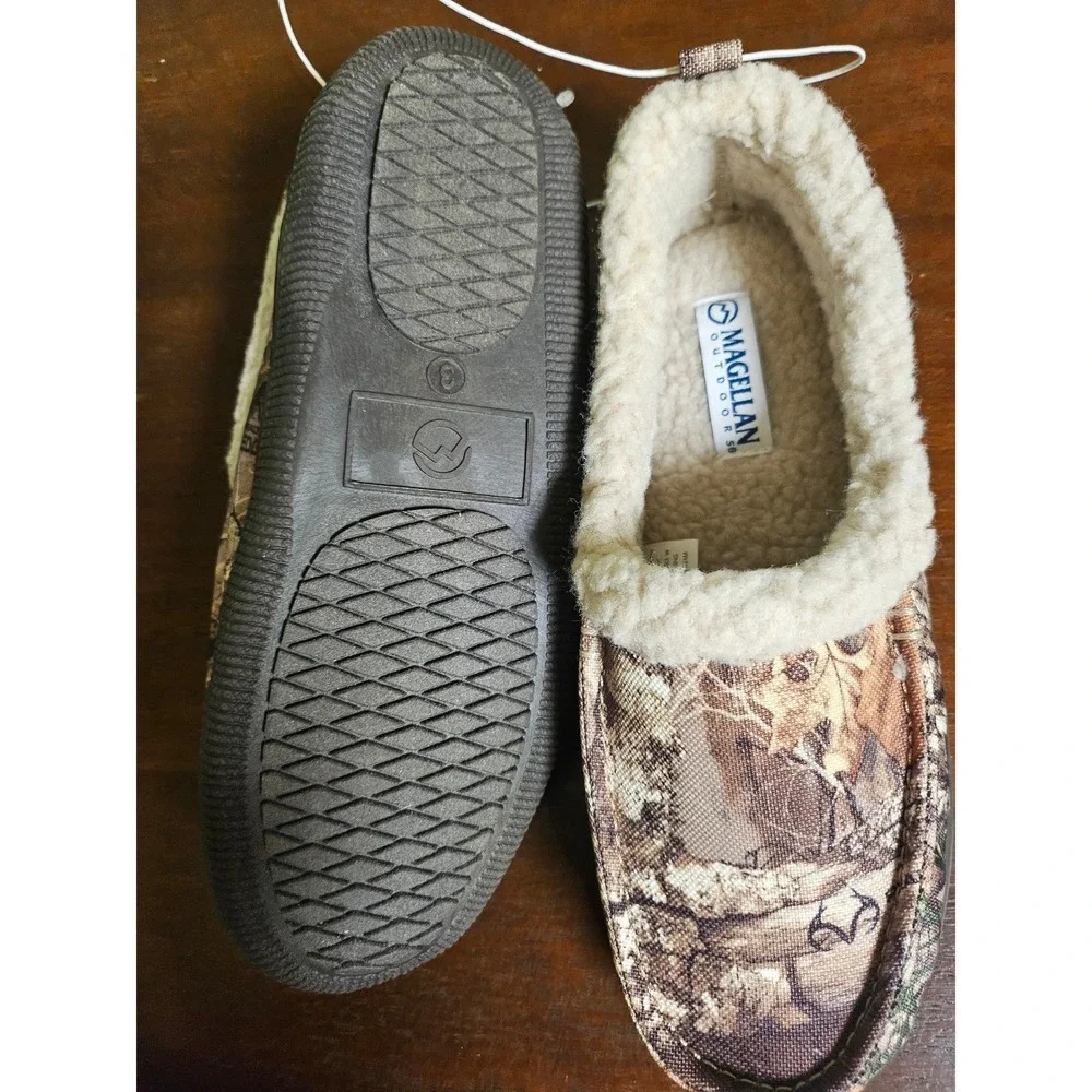 Magellan Outdoors Slippers Boys Size 3 Camo Faux Fur Lined Moccasins 183881
