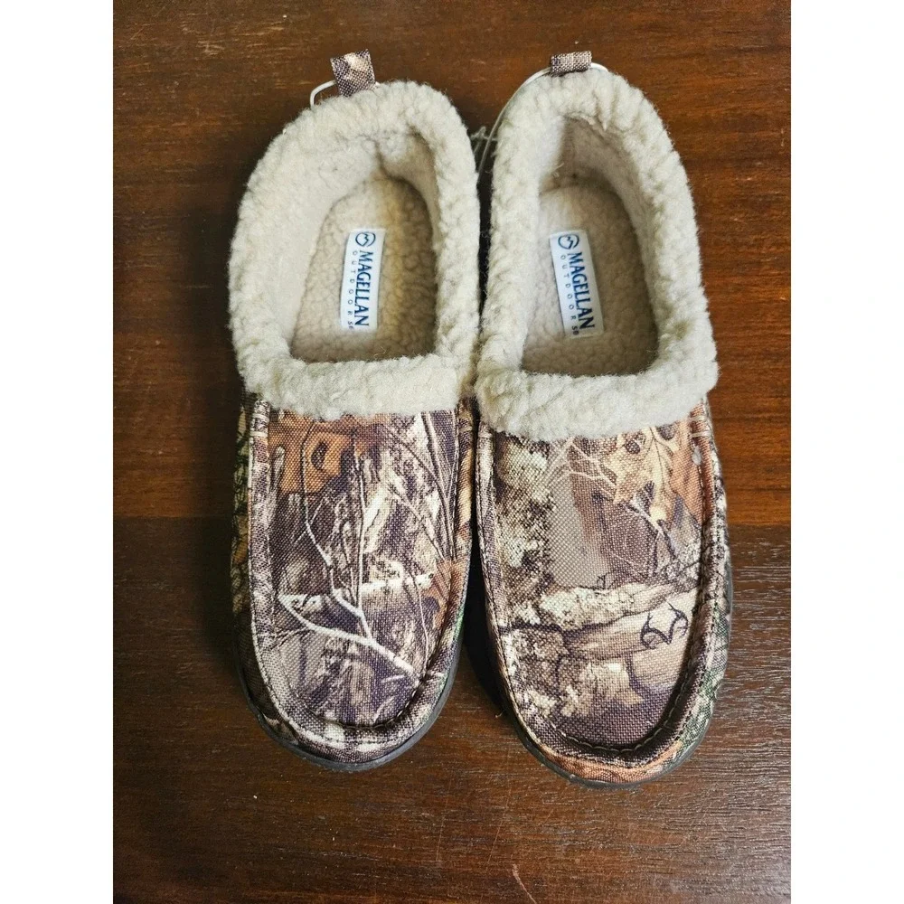 Magellan Outdoors Slippers Boys Size 3 Camo Faux Fur Lined Moccasins 183881