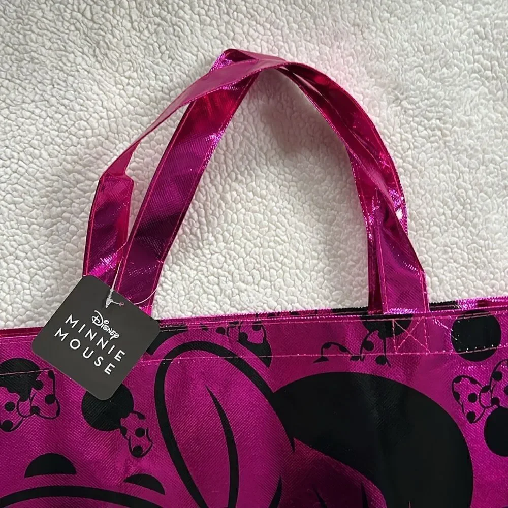 minnie large