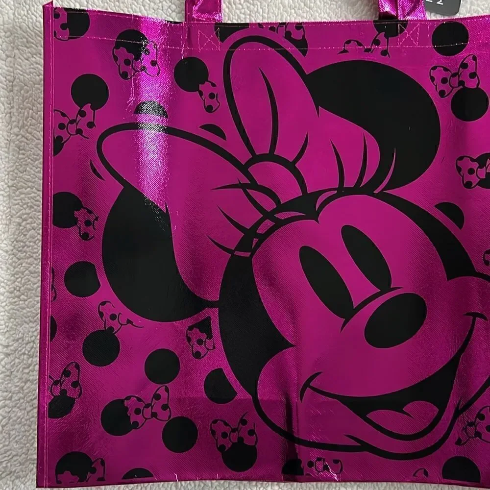 minnie large