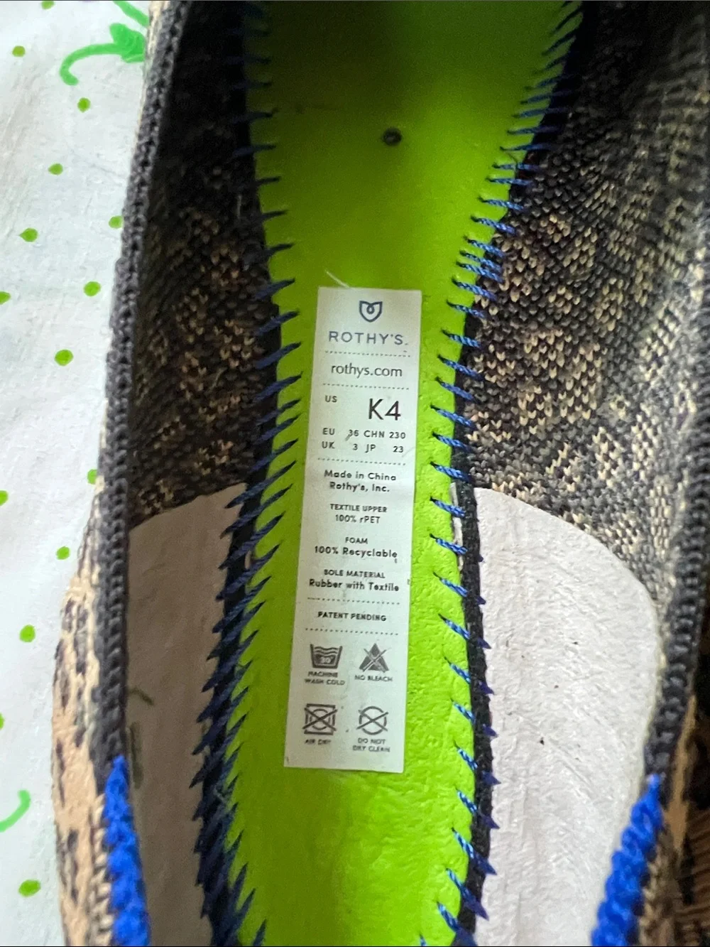 Rothys excellent used