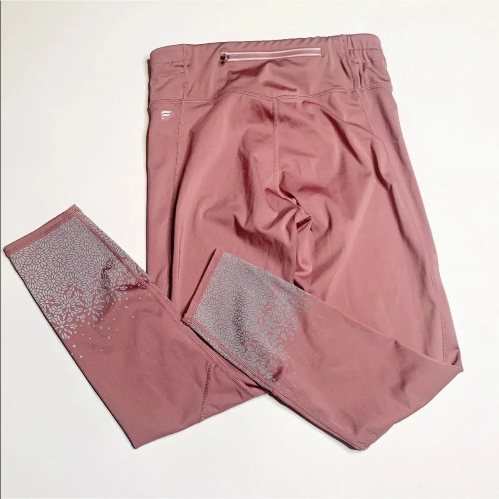 Fabletics Mid-Rise UltraCool Cropped Leggings S
