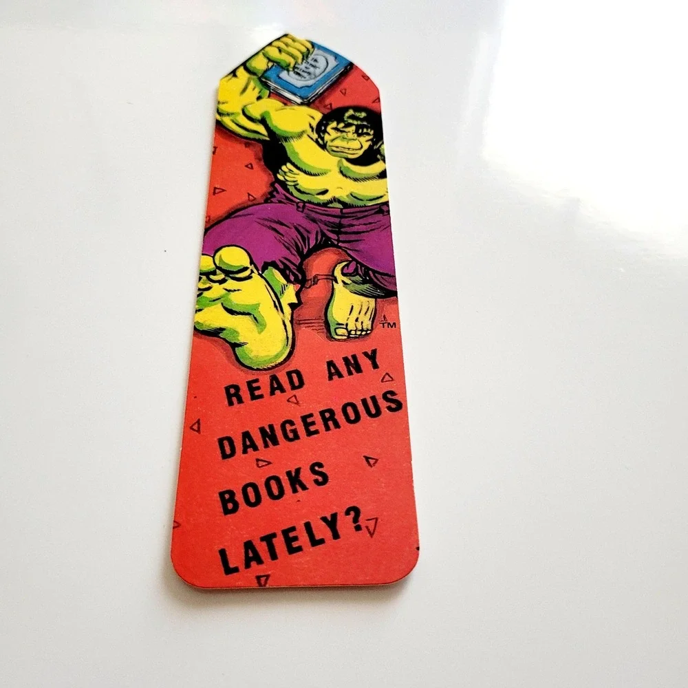 Vintage 80s Incredible Hulk Bookmark, paperboard 1986 Marvel Comics Group 2-1073