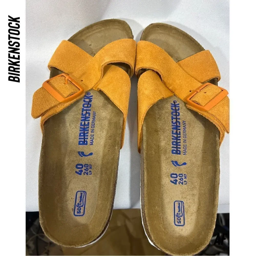 Birkenstock features complete cushioning