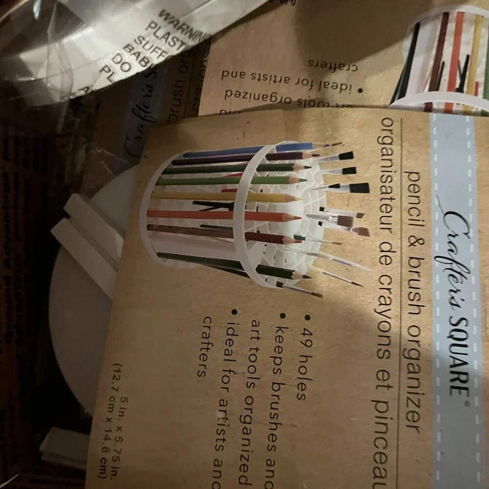 Crafters Square makeup brush