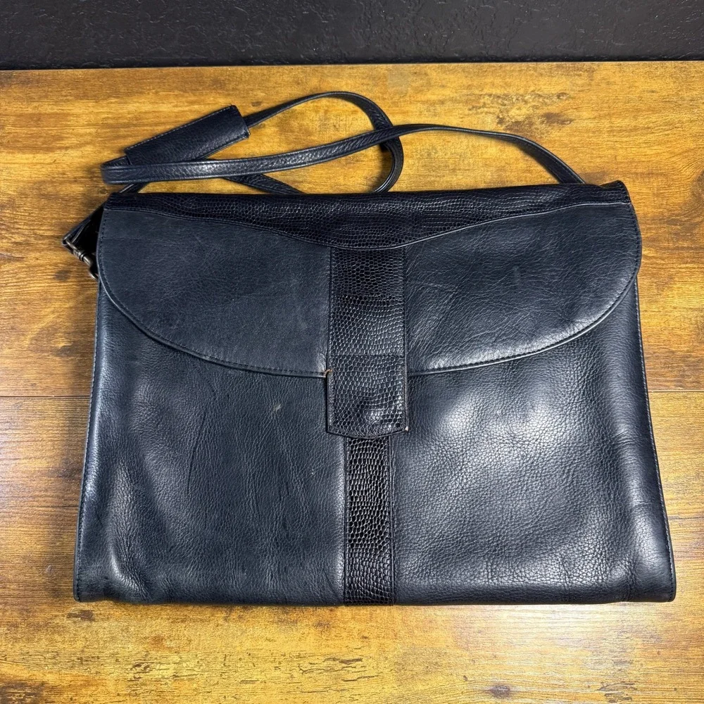 Bagaggio Vintage Black Leather Lizard Embossed Messenger Bag Briefcase OS