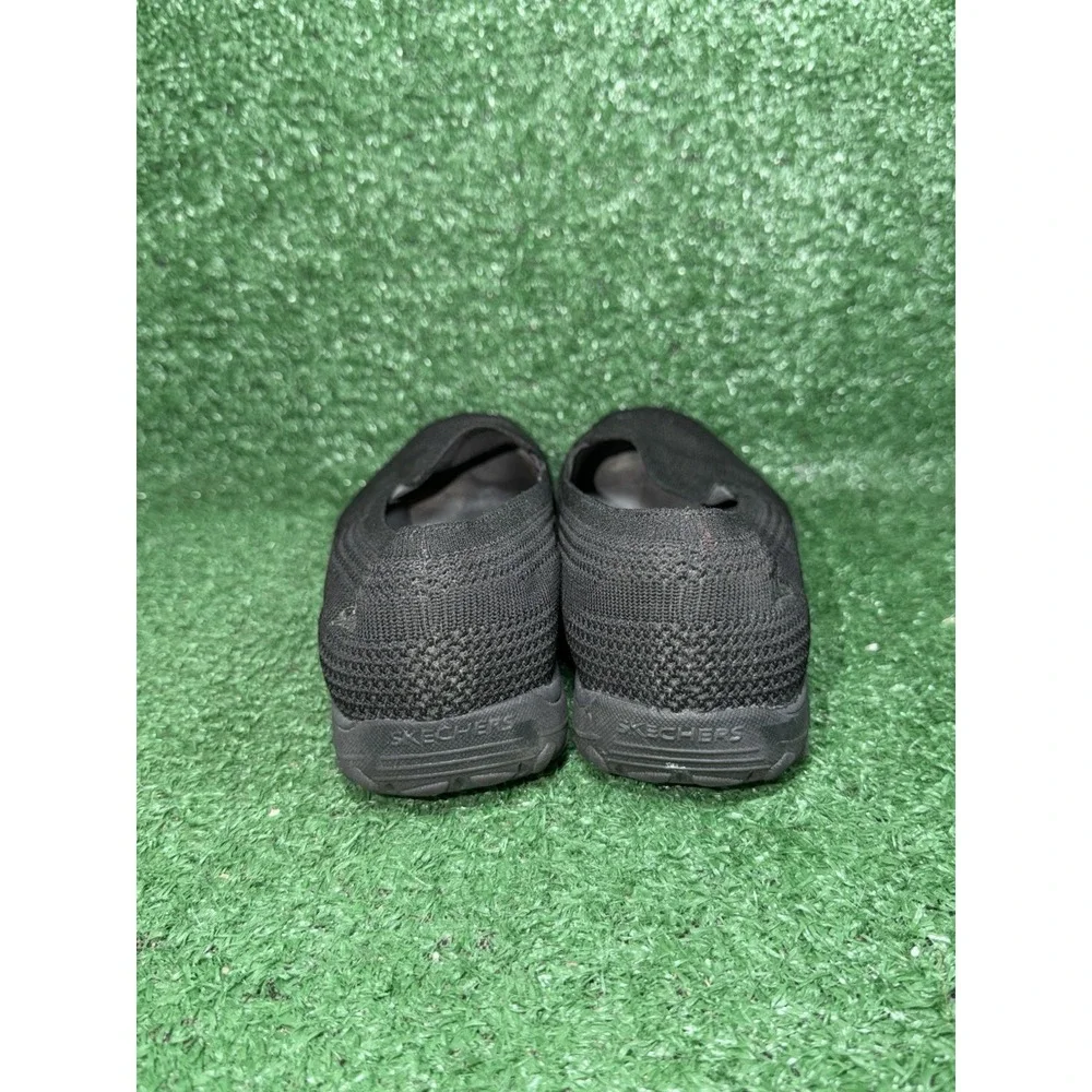 Skechers shoes black