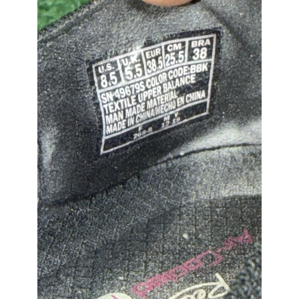 Skechers shoes black
