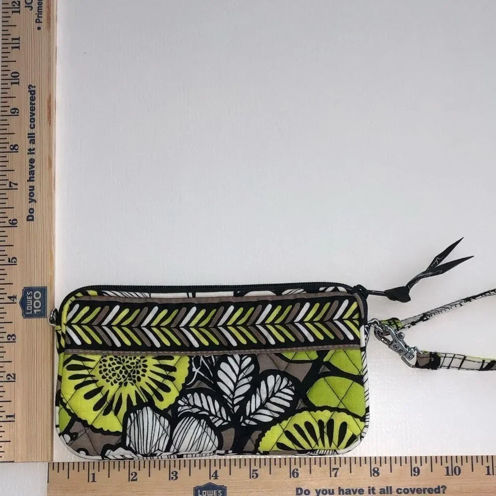 Vera Bradley Citron Wristlet NWOT
