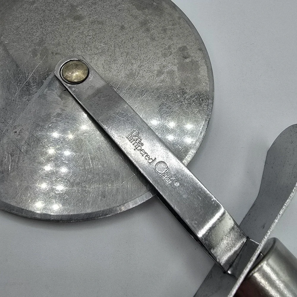 Pampered‎ Chef Pizza Cutter Stainless Steel Slicer Taiwan Retired NO COVER