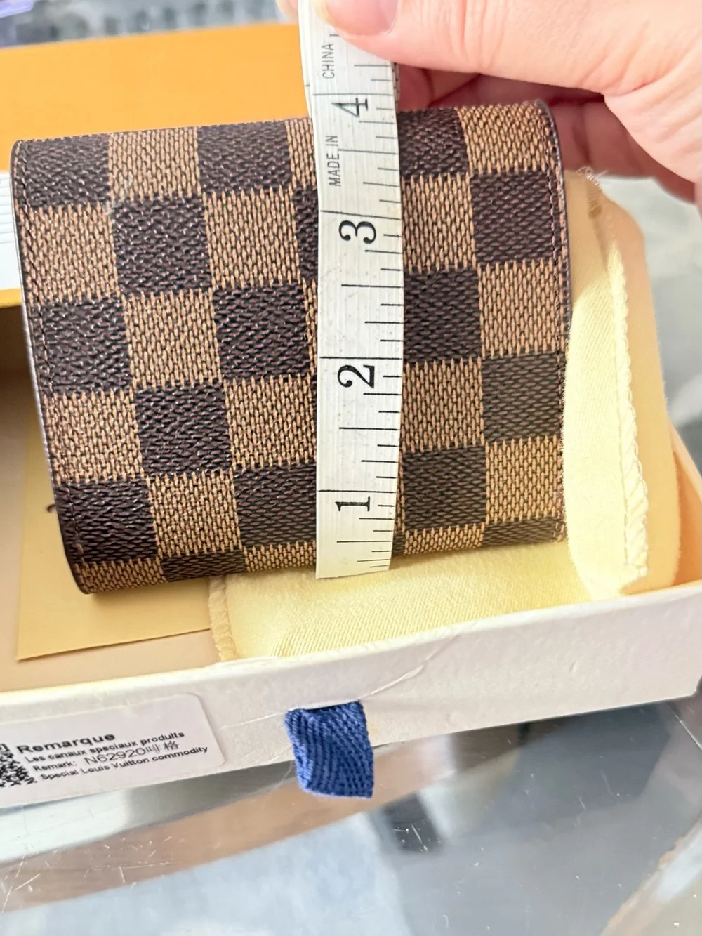 None checkerboard damier