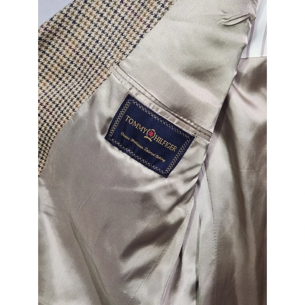 Tommy Hilfiger style blazer