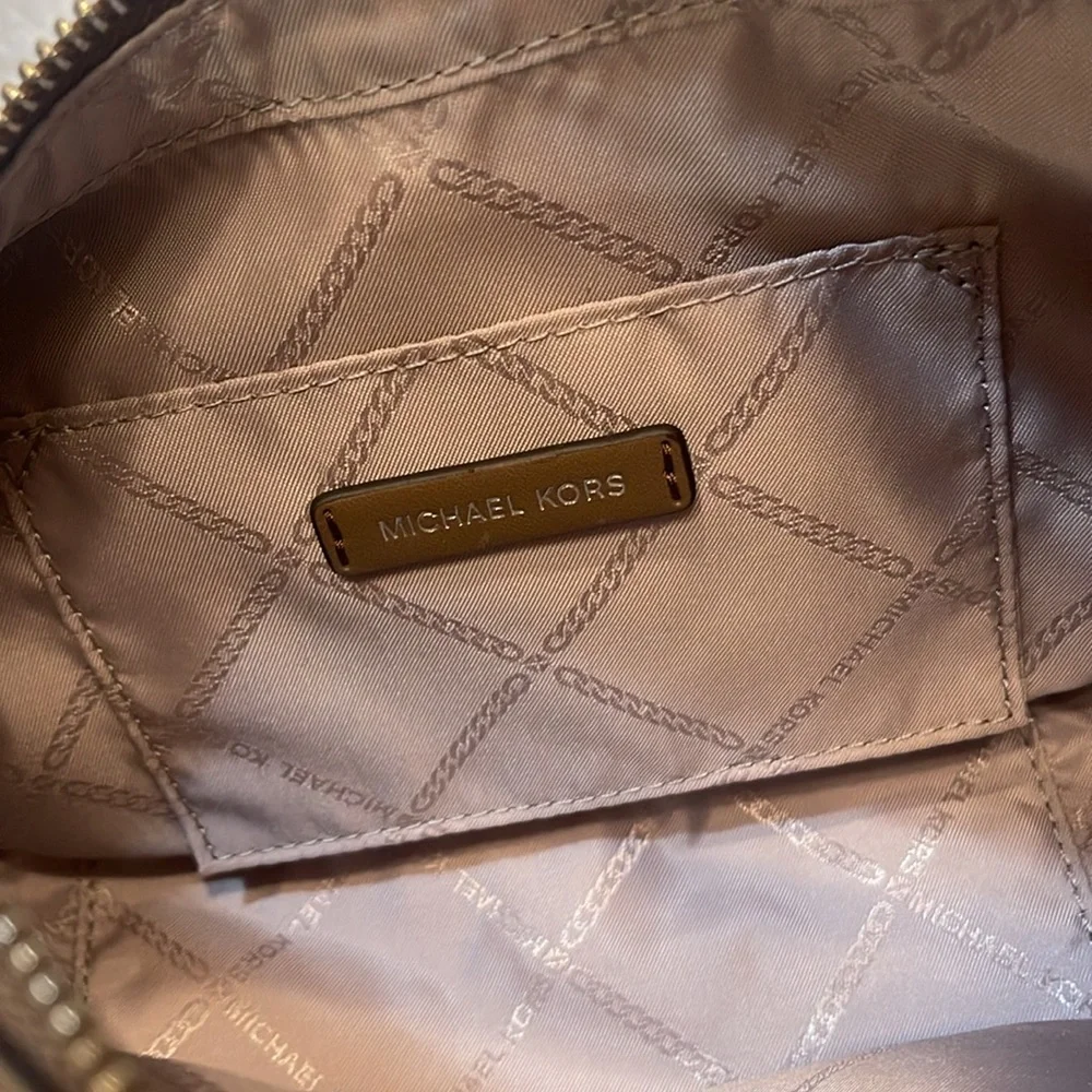 Michael Kors avra bag