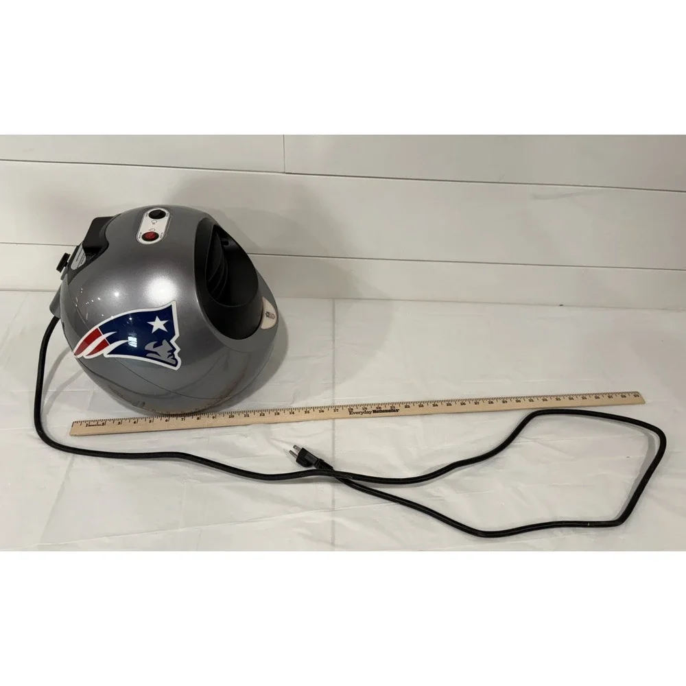 NFL New England Patriots Helmet Infrared Space Heater 600W-1200W TESTED & WORKS!