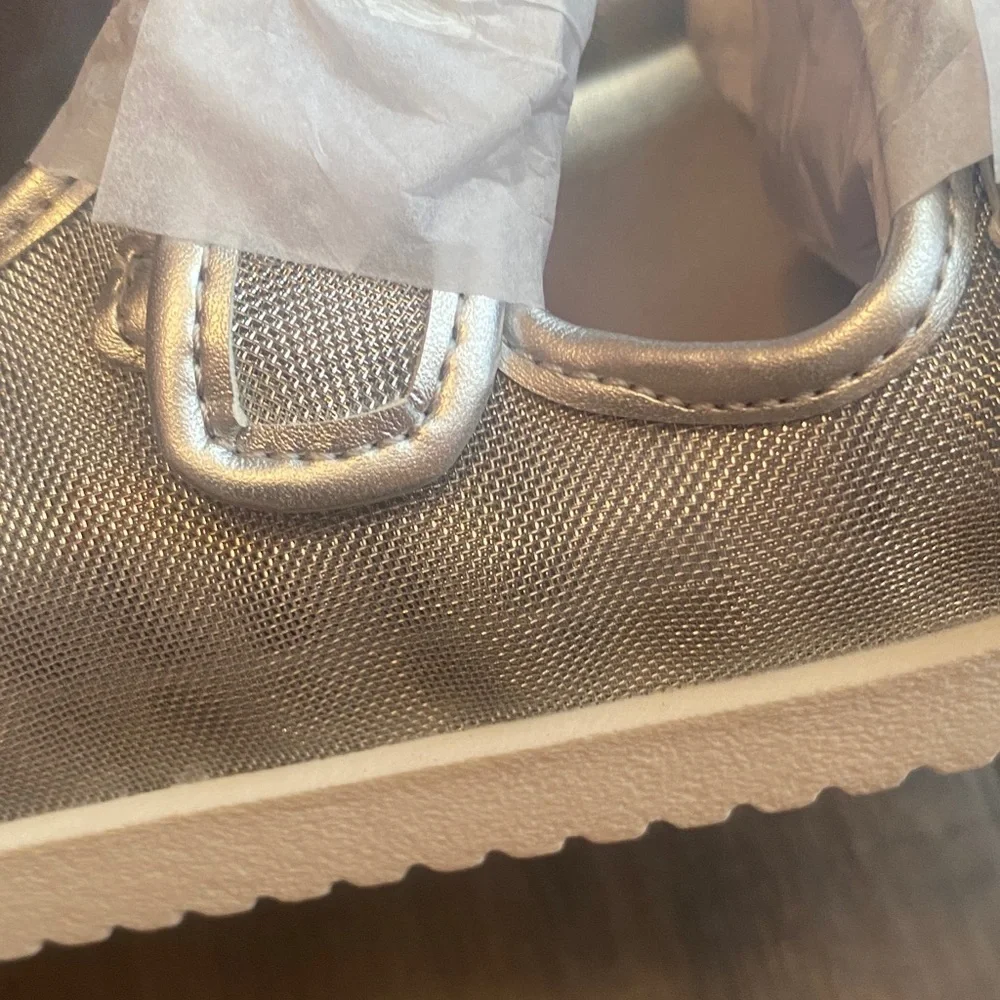 Steve Madden chic metallic