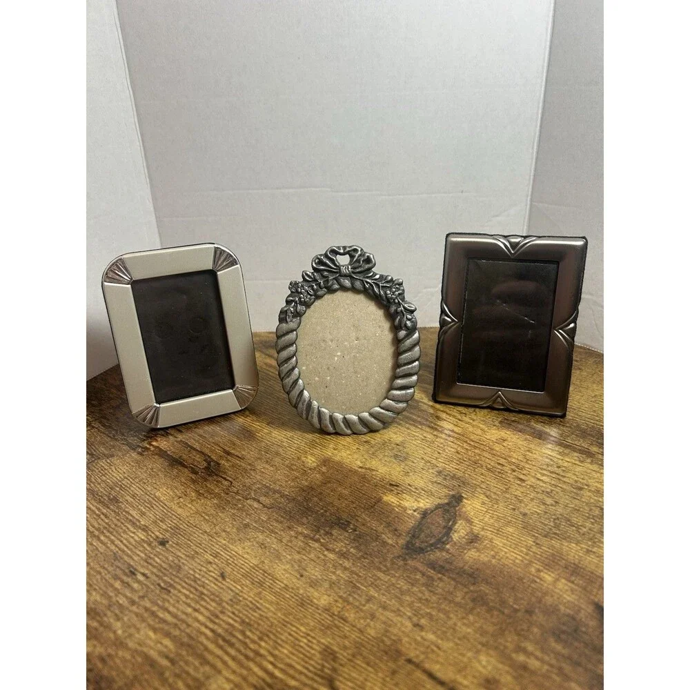 Unbranded charming set