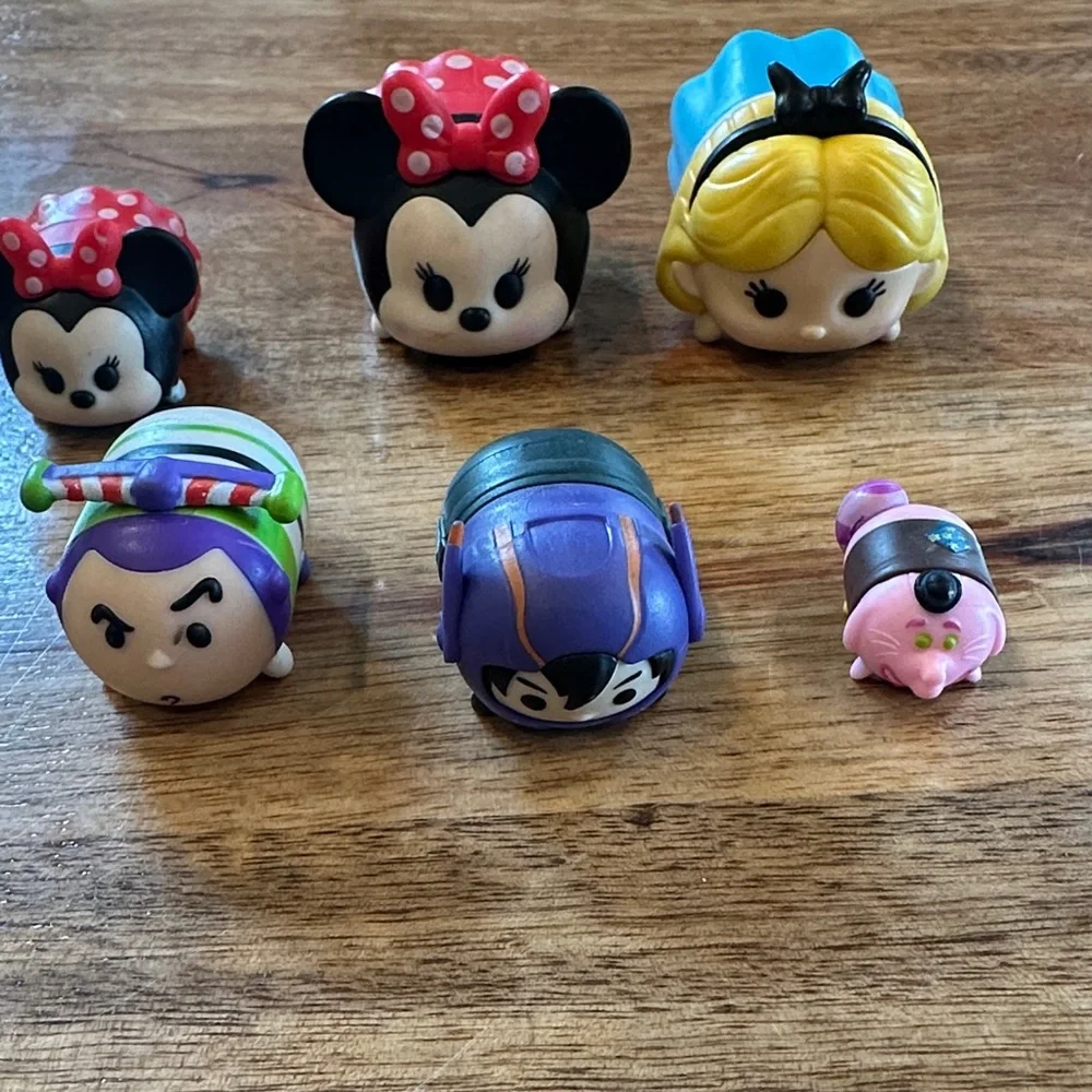 Disney charming tsum