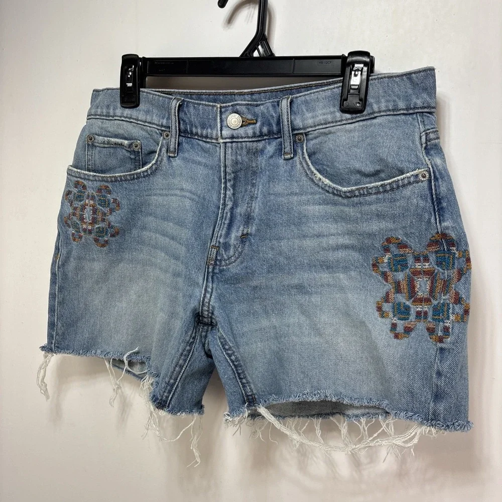 Lucky Brand Womens Midrise Boy Short Cutoff Embroidered Denim‎ Size 8 Cutoff