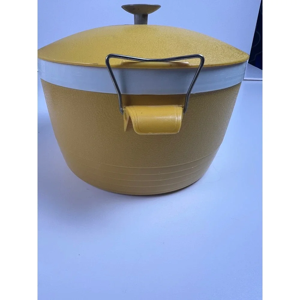 VTG 1960s Sunfrost Therm-o-Ware GoldenRod‎ Yellow Lock Lid Bucket Serving Dish