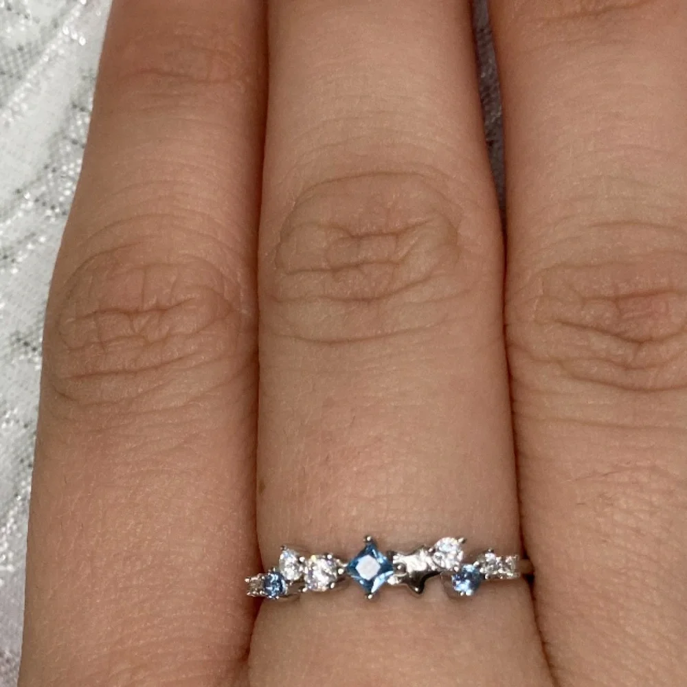 Antian Accessories™ stones cz