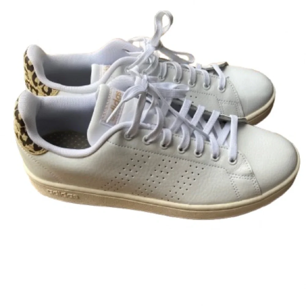 adidas chic sneakers