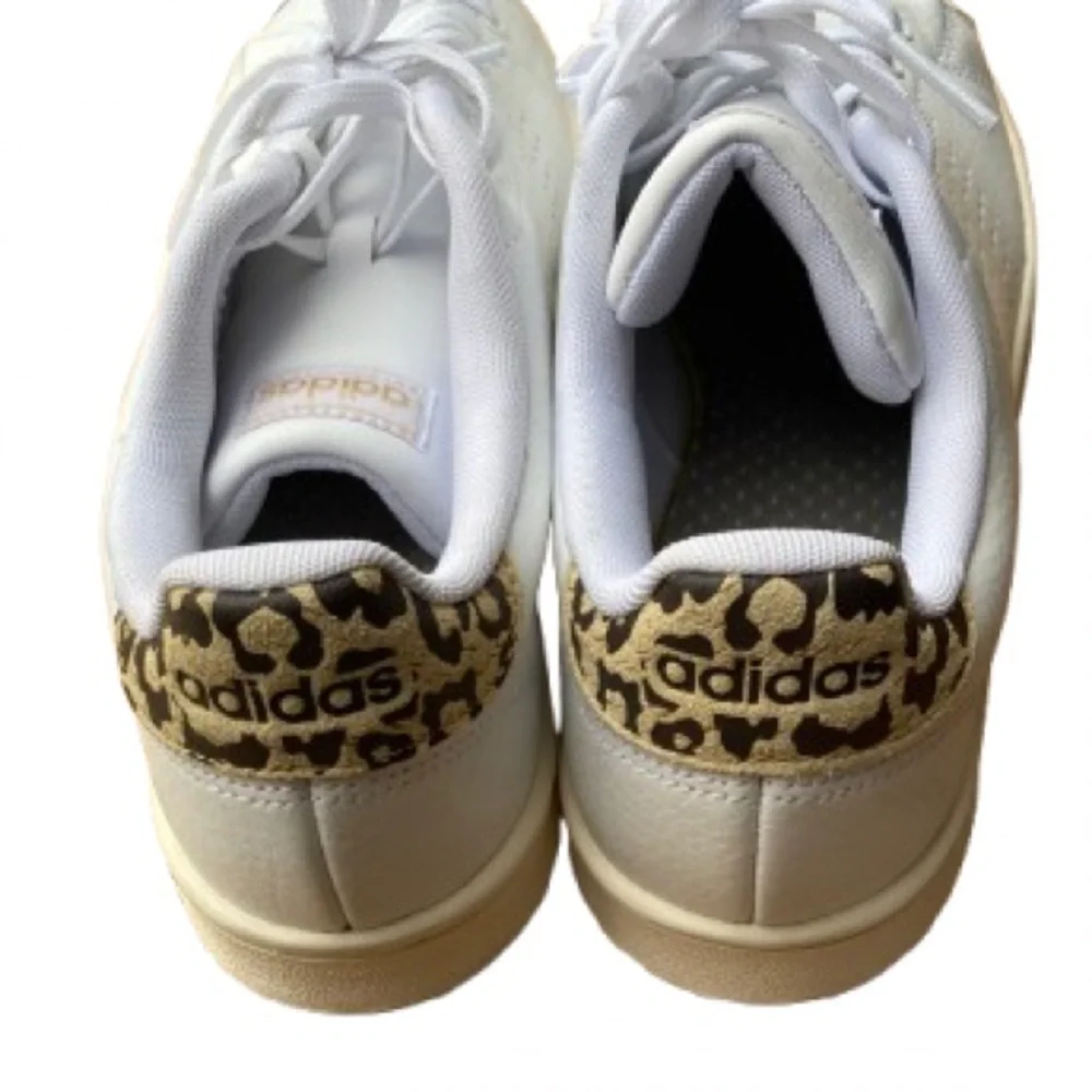 adidas chic sneakers