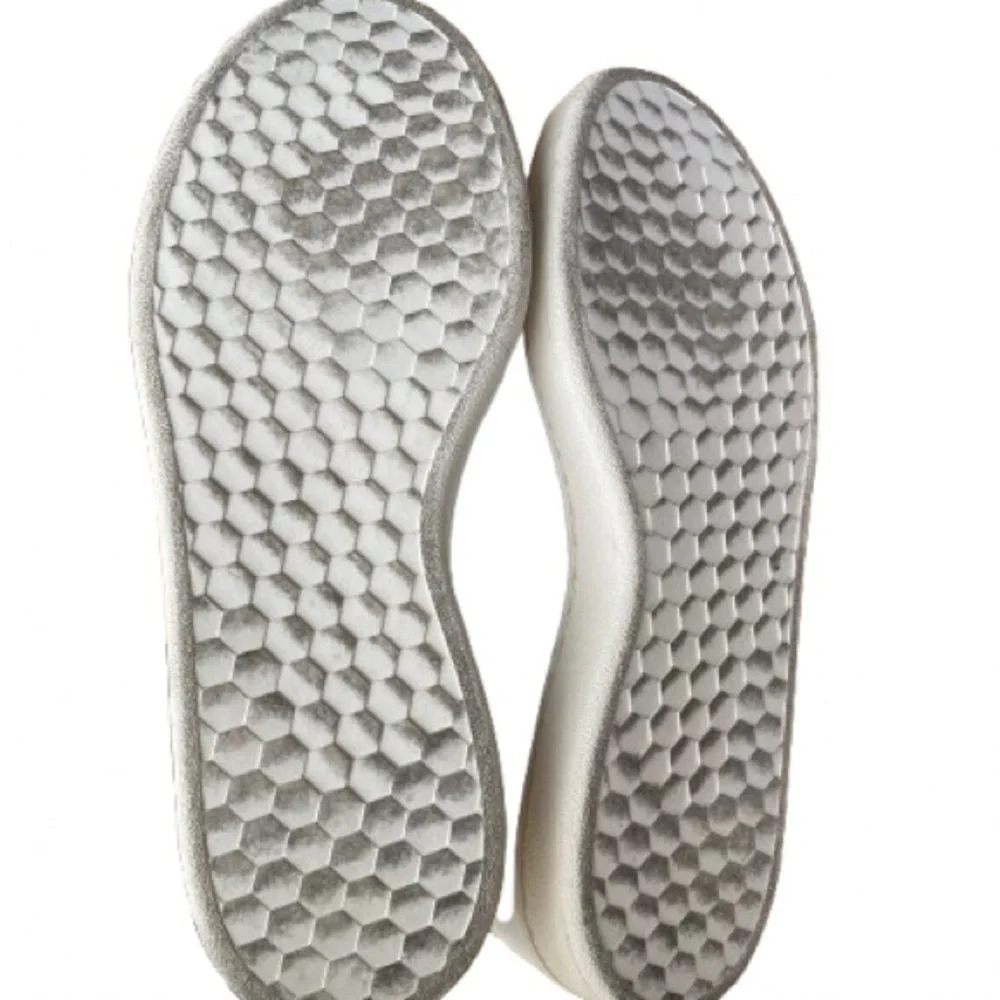 adidas chic sneakers