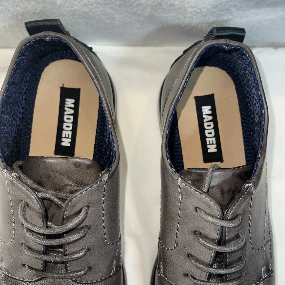 Steve Madden Men product pair