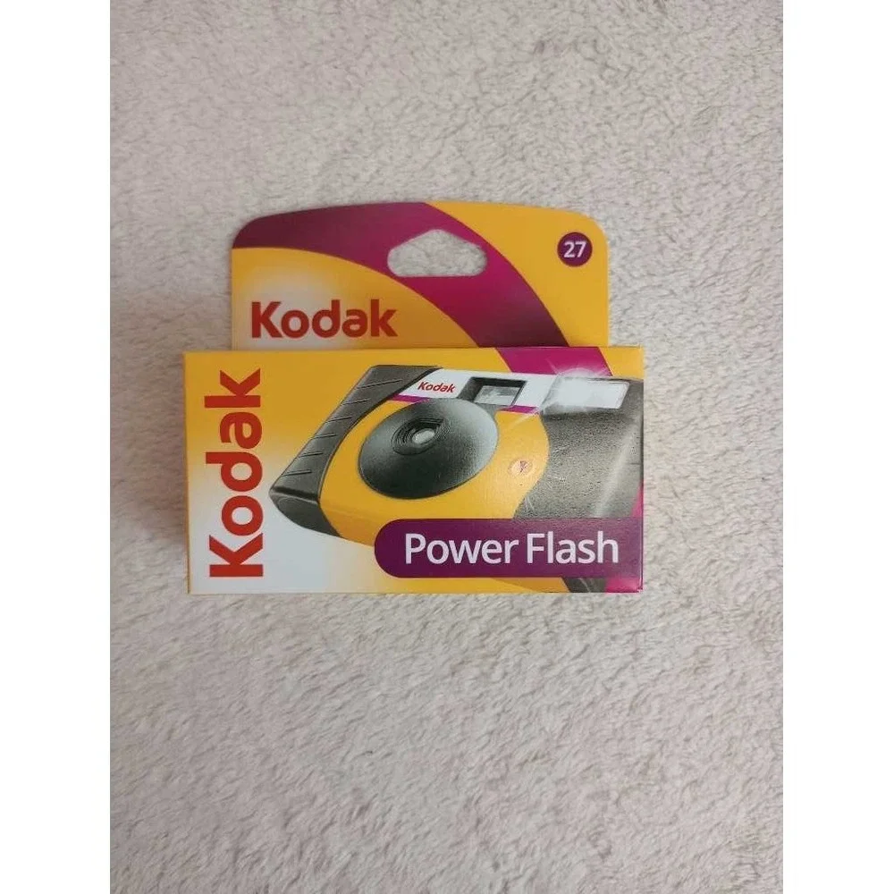 Kodak Power Flash 27 Exposure Disposable Camera Yellow Purple NIB