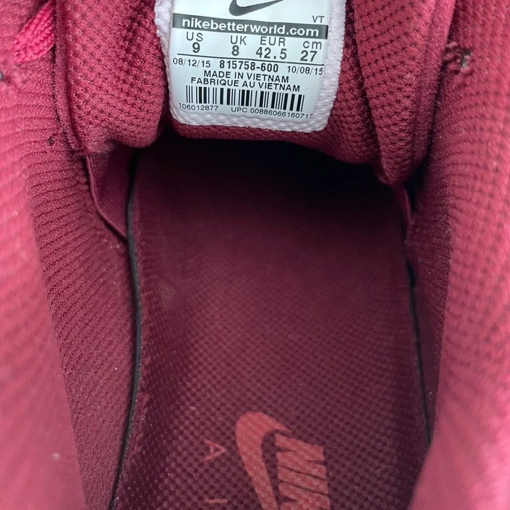 Nike white university size