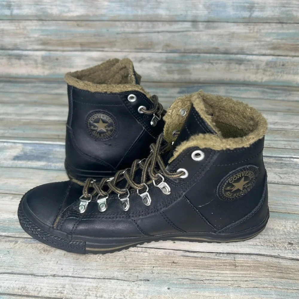 Converse winter boot