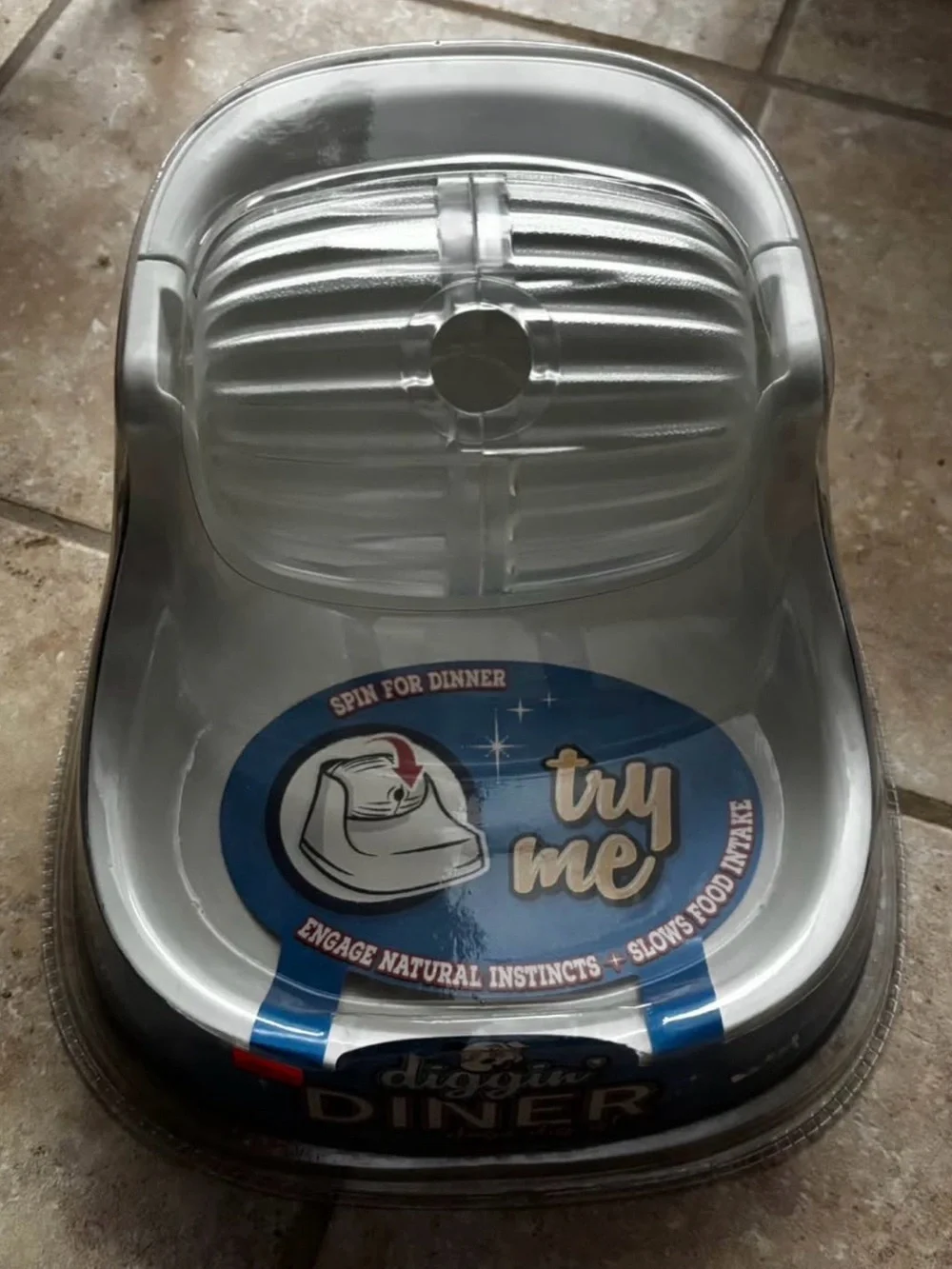 Petmate Plastic Diggin’ Diner Paw Activated Dog Bowl