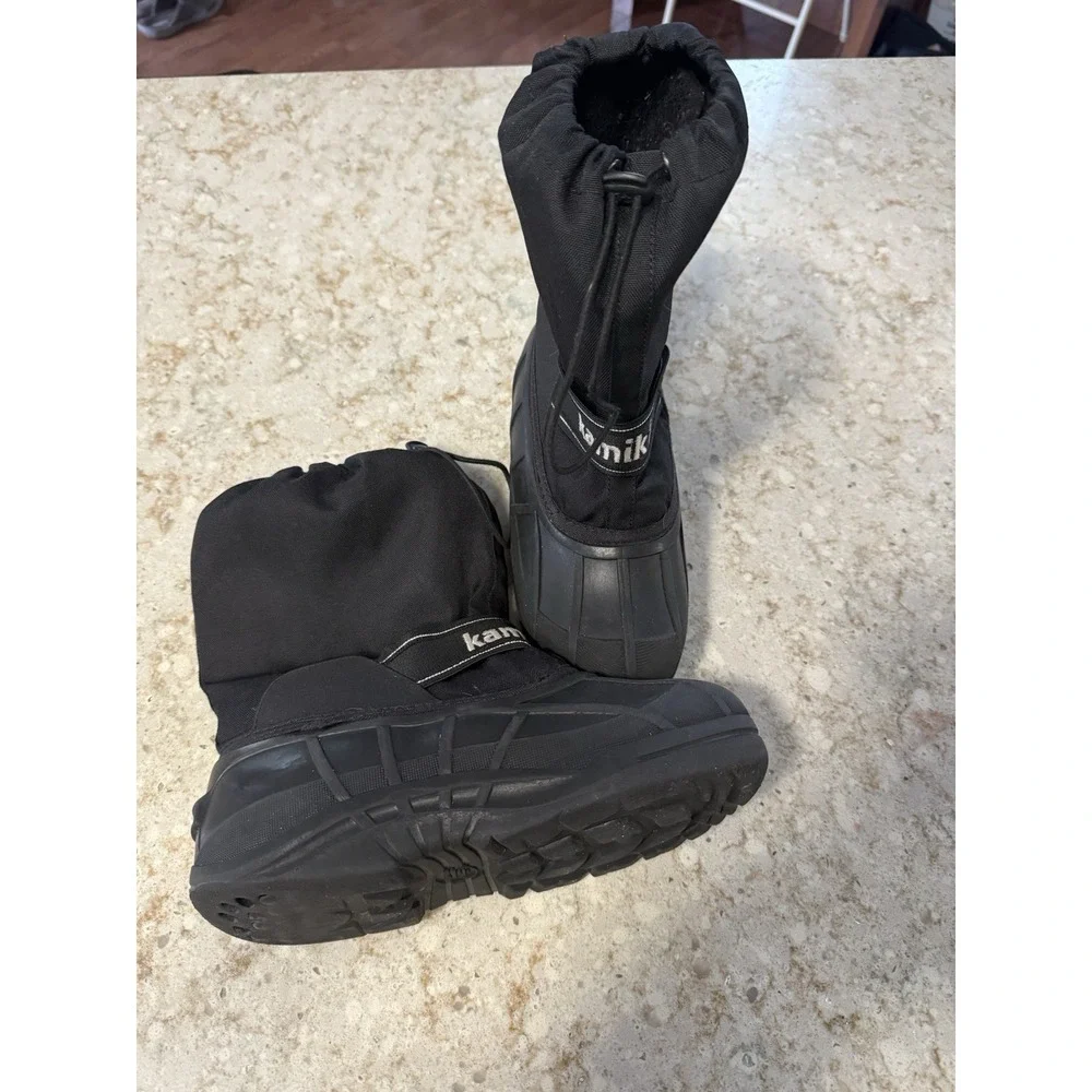 KAMIK MEN SNOW BOOTS , SIZE 7