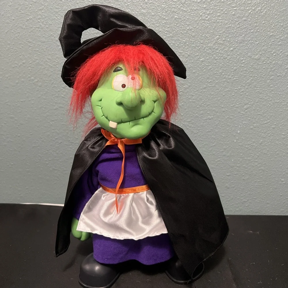 Vtg Halloween Vigor 1997 Animated Witch Monster Doll Music Walking Laughing 16X8