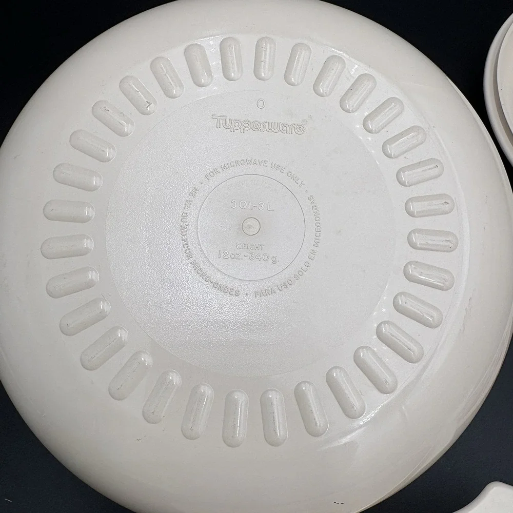 Tupperware this vintage