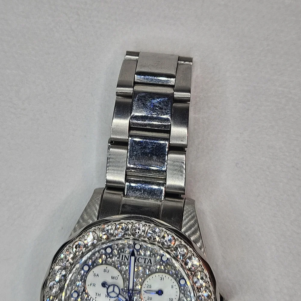 Invicta angel lady